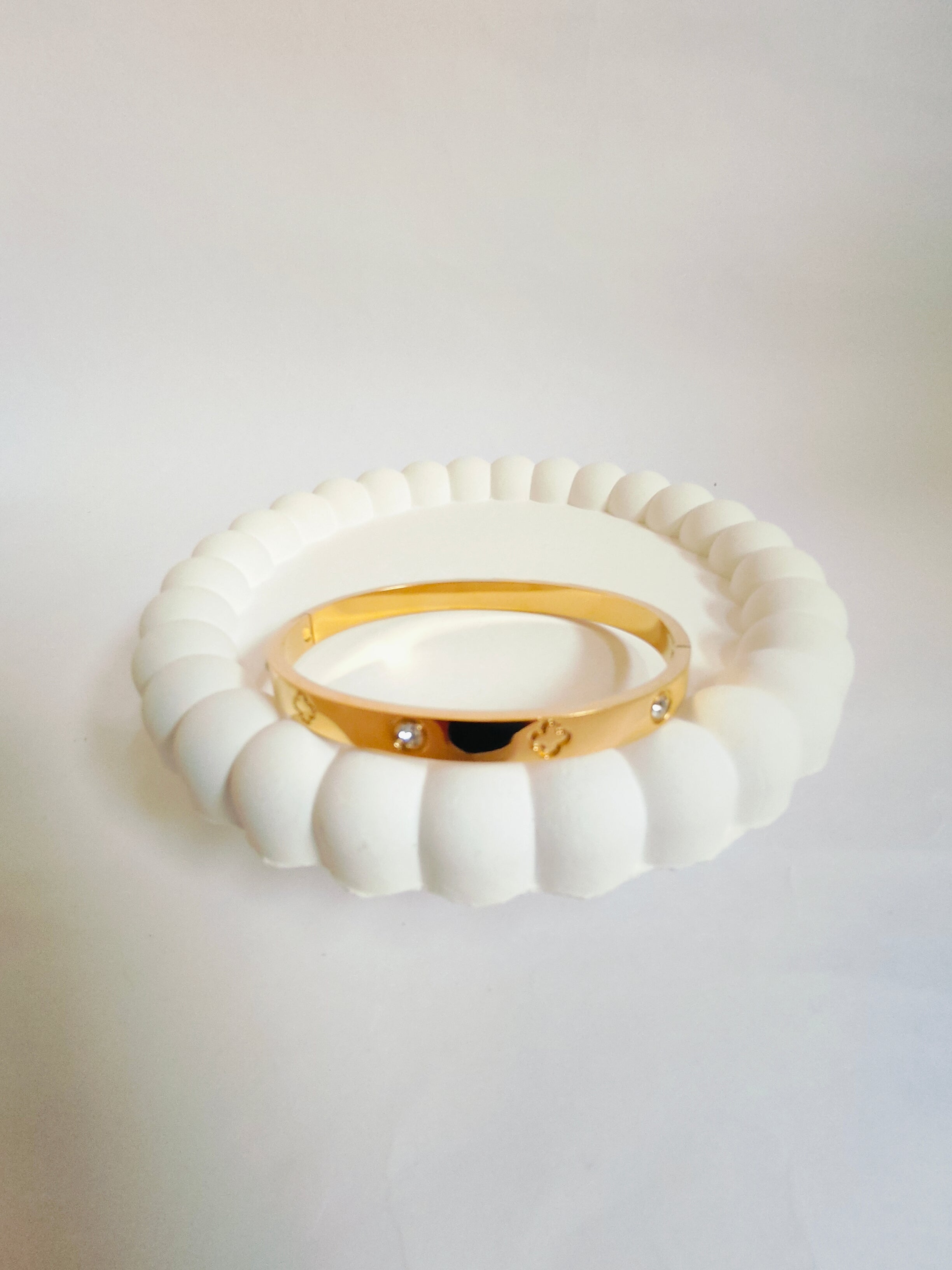 Golden Heartline Bangle