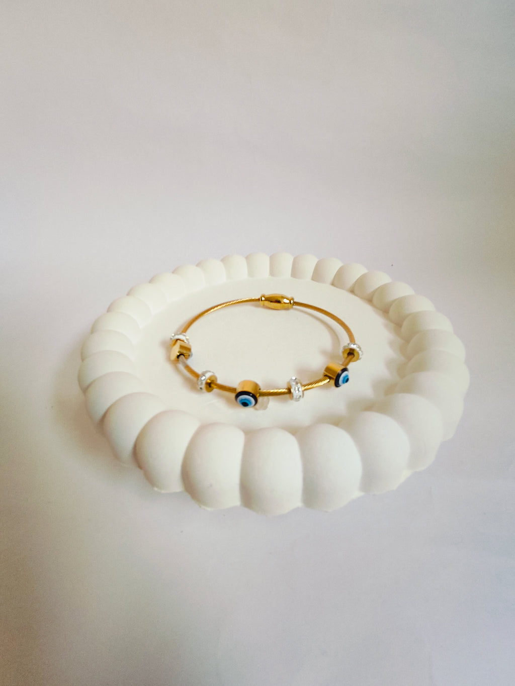 Eternal Eye – Golden Protector