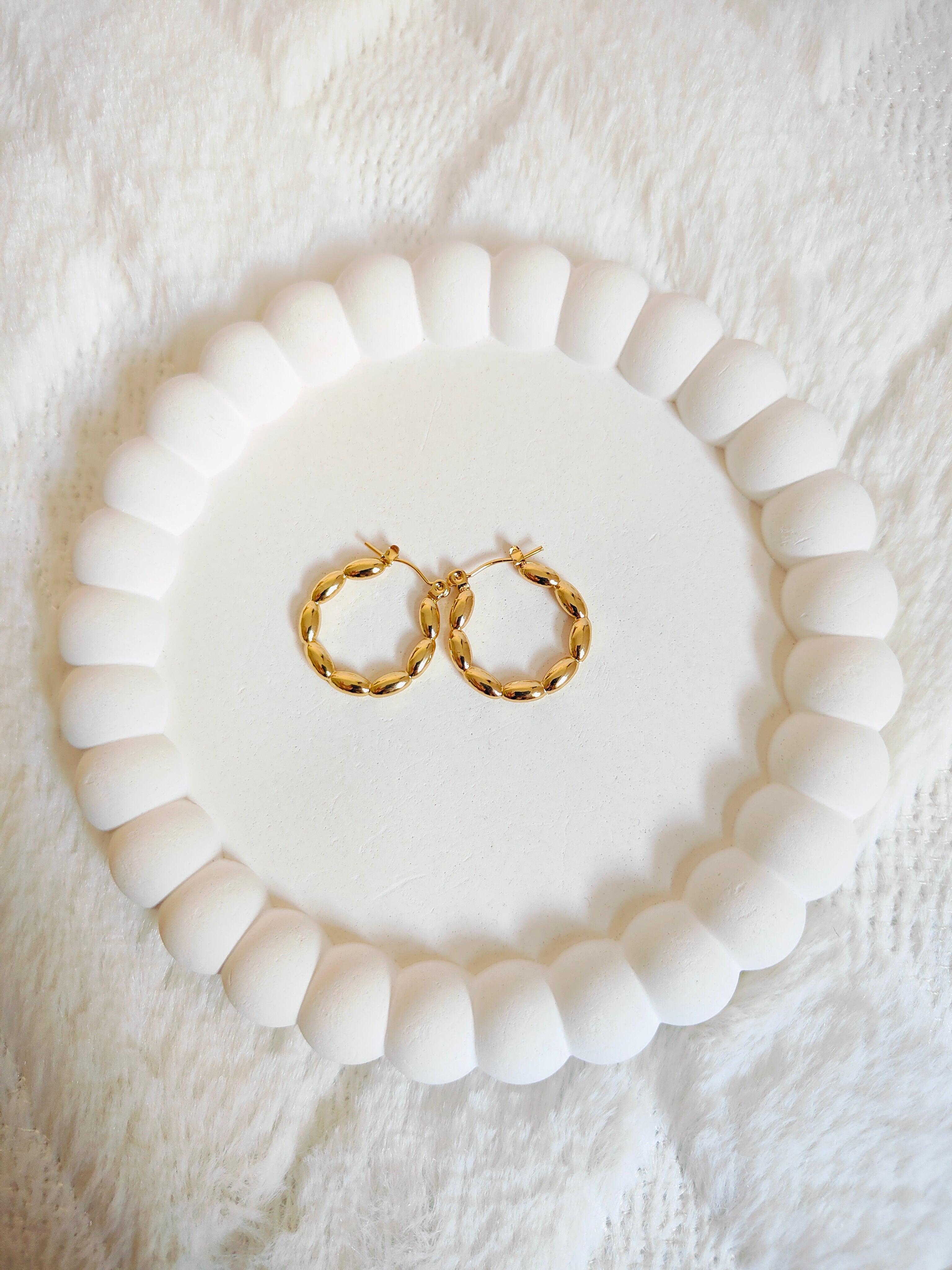 Golden Orbit Hoops